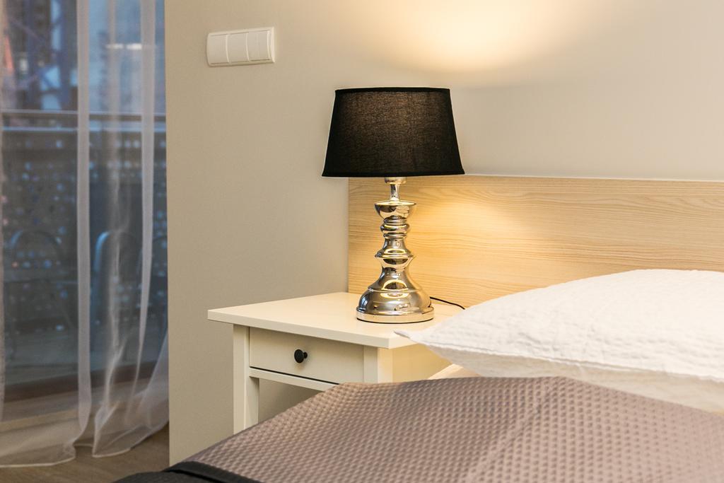 Wronia Apartments Βαρσοβία Δωμάτιο φωτογραφία